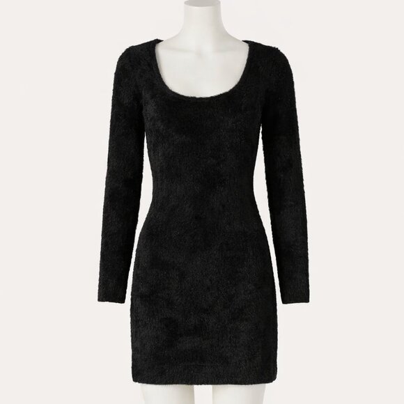 Aritzia Dresses & Skirts - Aritzia Sunday Best Fuzzy Black Long Sleeve Mini Dress (Montgomery Dress) Size M
